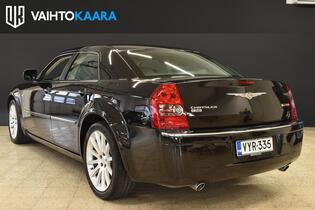 Chrysler 300C vaihtoauto