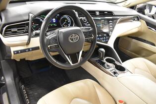 Toyota Camry vaihtoauto