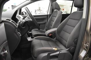 Volkswagen Touran vaihtoauto