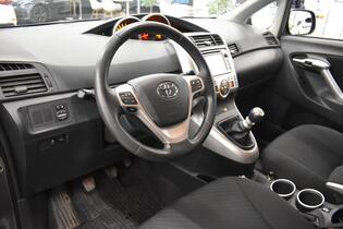 Toyota Verso vaihtoauto