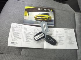 Opel Astra vaihtoauto