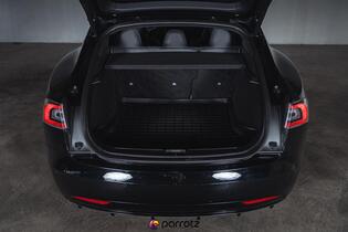 Tesla Model S vaihtoauto