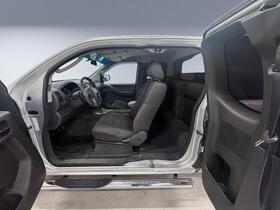 Nissan Navara vaihtoauto