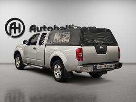 Nissan Navara vaihtoauto