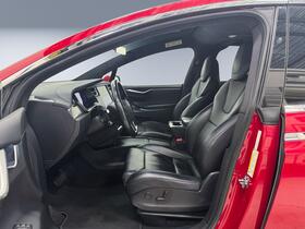 Tesla Model X vaihtoauto