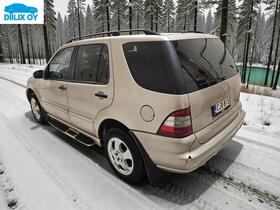 Mercedes-Benz ML vaihtoauto