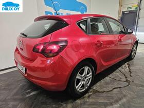 Opel Astra vaihtoauto