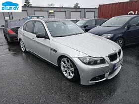 BMW 330 vaihtoauto