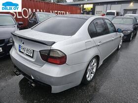 BMW 330 vaihtoauto