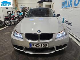 BMW 330 vaihtoauto