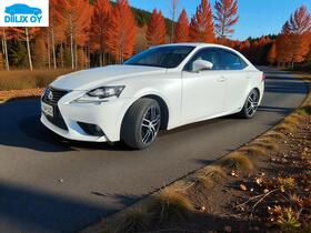 Lexus IS vaihtoauto