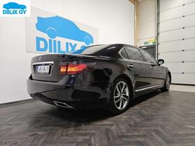 Lexus LS vaihtoauto
