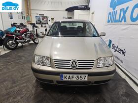 Volkswagen Bora vaihtoauto