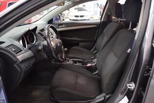 Mitsubishi Lancer vaihtoauto