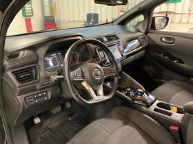 Nissan Leaf vaihtoauto