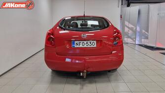 Nissan Primera vaihtoauto