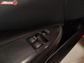 Nissan Primera vaihtoauto