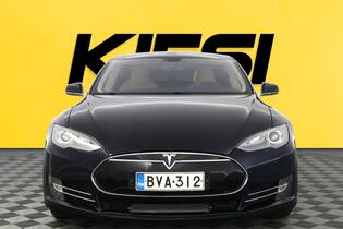 Tesla Model S vaihtoauto