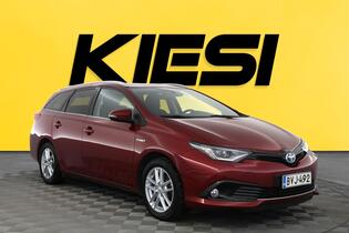 Toyota Auris vaihtoauto