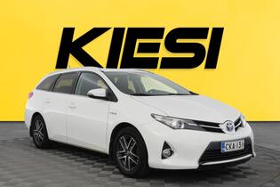 Toyota Auris vaihtoauto