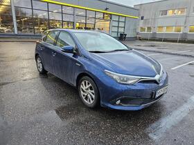 Toyota Auris vaihtoauto