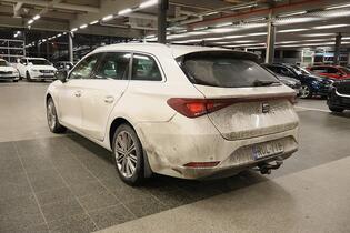 SEAT Leon Sportstourer vaihtoauto