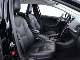 Volvo V40 Cross Country vaihtoauto