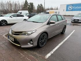 Toyota Auris vaihtoauto