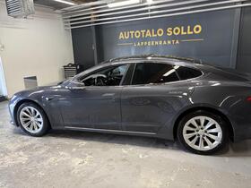Tesla Model S vaihtoauto