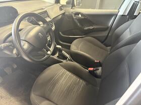 Peugeot 208 vaihtoauto