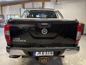 Nissan Navara vaihtoauto