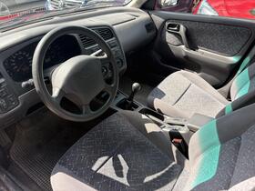 Nissan Primera vaihtoauto