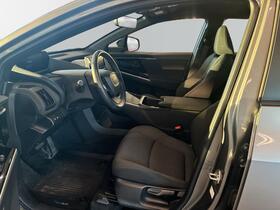 Toyota bZ4X vaihtoauto