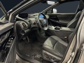 Toyota bZ4X vaihtoauto