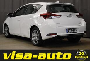 Toyota Auris vaihtoauto