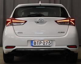 Toyota Auris vaihtoauto