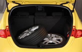 SEAT Leon vaihtoauto