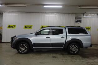 Nissan Navara vaihtoauto