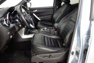 Nissan Navara vaihtoauto