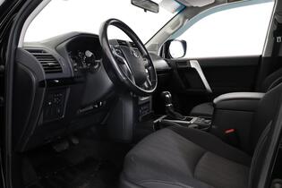 Toyota Land Cruiser vaihtoauto