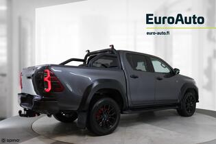 Toyota Hilux vaihtoauto