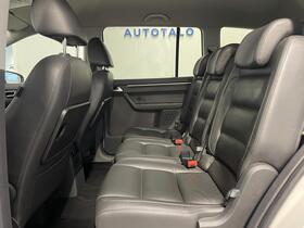 Volkswagen Touran vaihtoauto