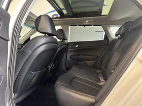 Kia Optima vaihtoauto