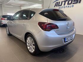 Opel Astra vaihtoauto
