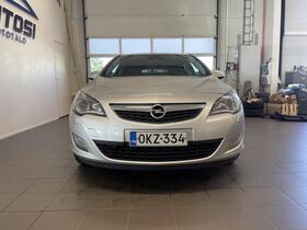 Opel Astra vaihtoauto