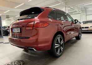 Porsche Cayenne vaihtoauto
