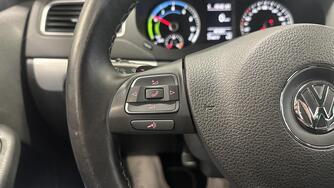 Volkswagen Jetta vaihtoauto