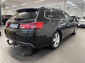 Honda Accord vaihtoauto