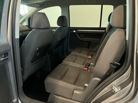 Volkswagen Touran vaihtoauto