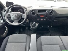 Nissan NV400 vaihtoauto